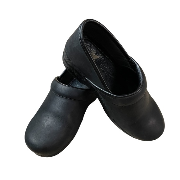 Dansko Shoes - Black Dansko Clogs—38